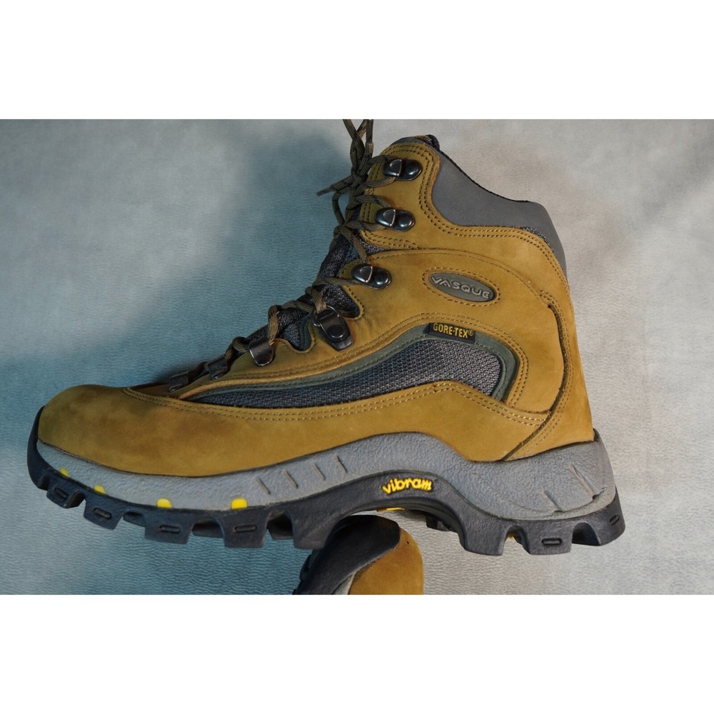 Vasque 7145 St. Elias Brown Leather Gore-Tex Hiking Boot Shoes Women's US 10.5